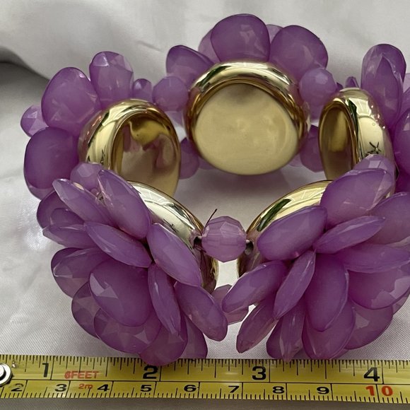 Purple and goldtone acrylic bracelet - Picture 3 of 6